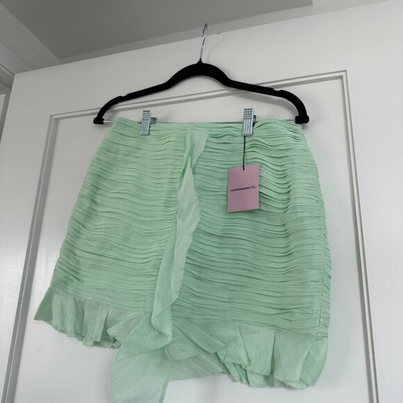 NWT Hansen & Gretel Levi Mini Skirt in Seafoam Sz Medium Ruffle Trim Cinched - Picture 5 of 9